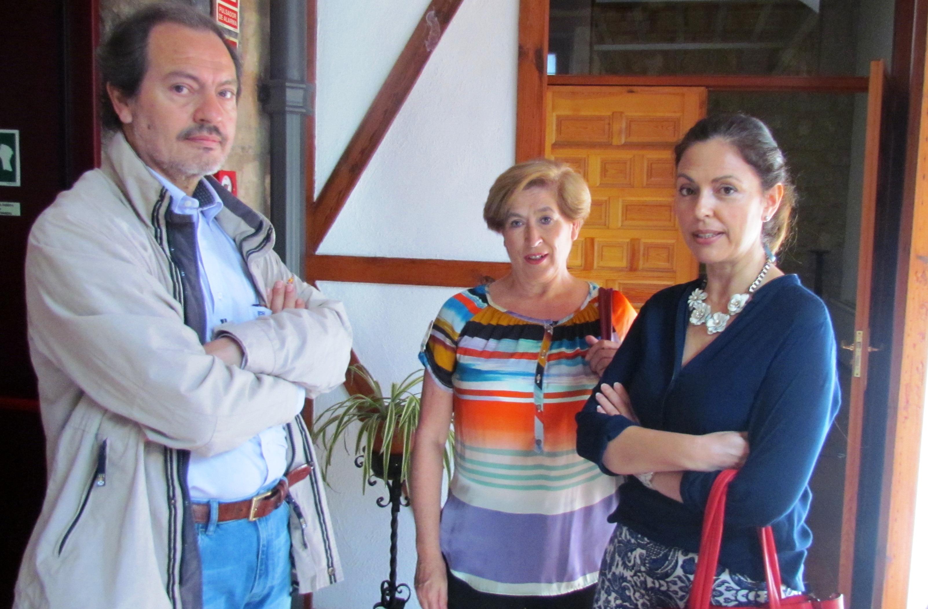 Juan Manuel García (Agencia IDEA), Loreto García (SECOT-Jaén) y Manuela Ávila (IMEFE)
