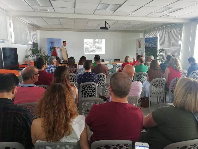 Ponencia: El Plan de Gestión Integral de Montes de Sierra Morena. Intervino Luis Ranchal (Agencia de Medio Ambiente y Agua)