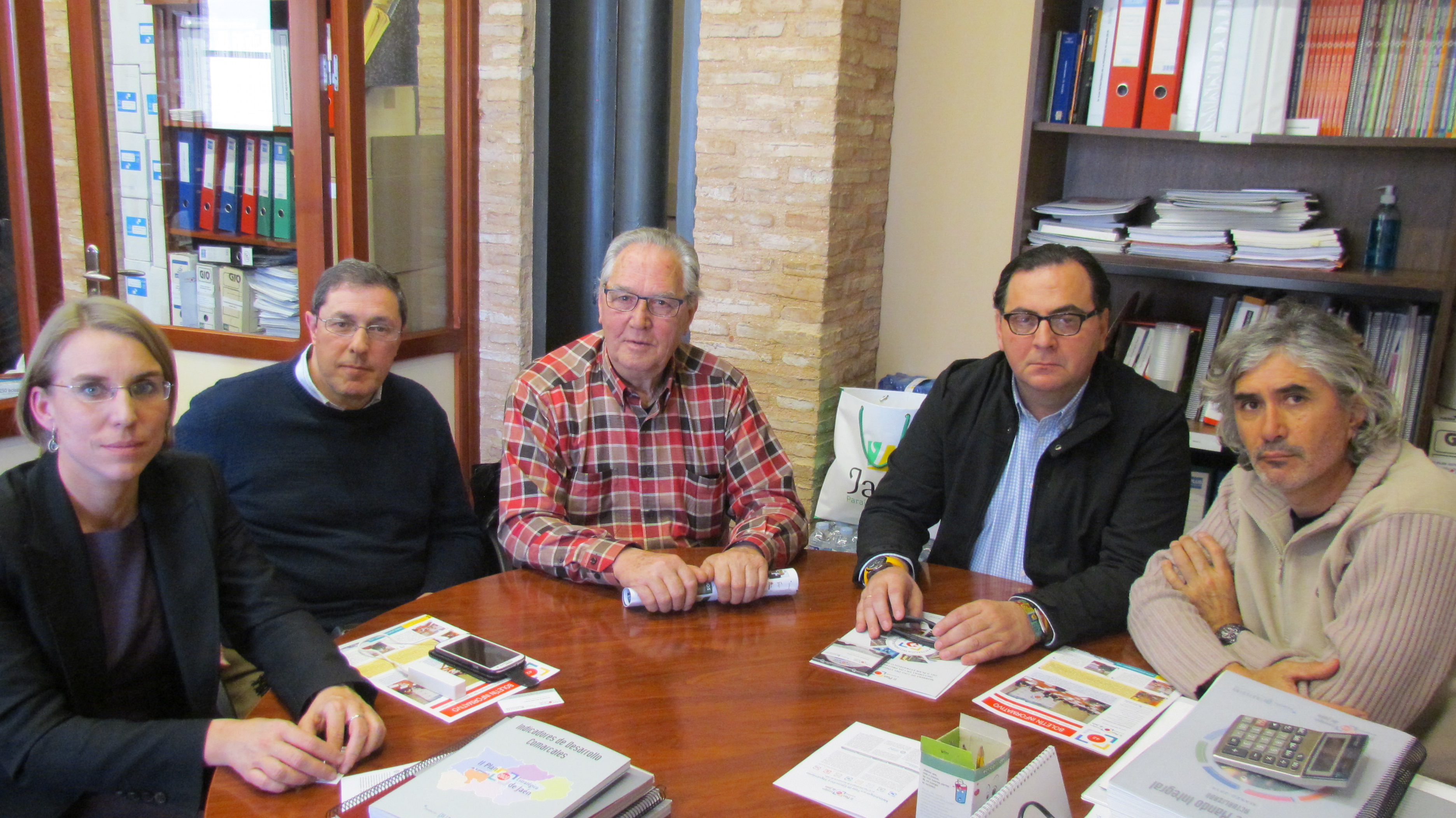 Con la Federación de Asociaciones de Vecinos`Ciudadanos por Jaén´