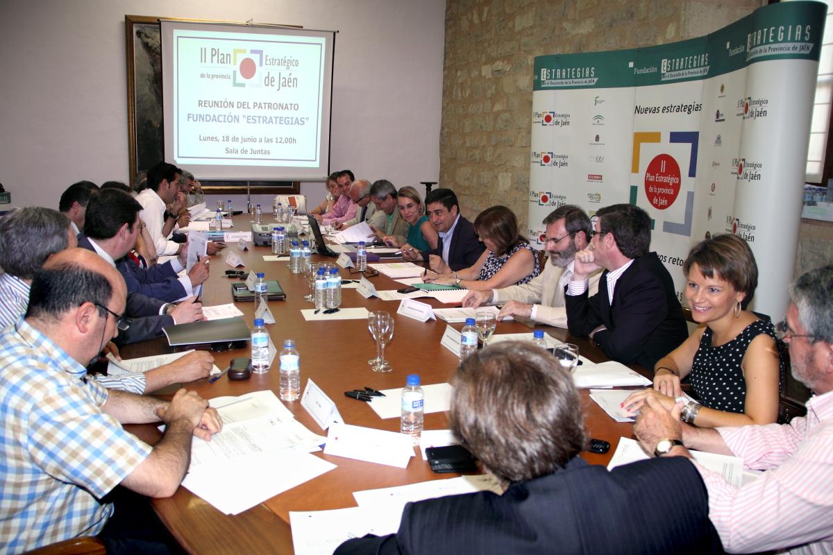 Intervención de Francisco Reyes Martínez durante la reunión