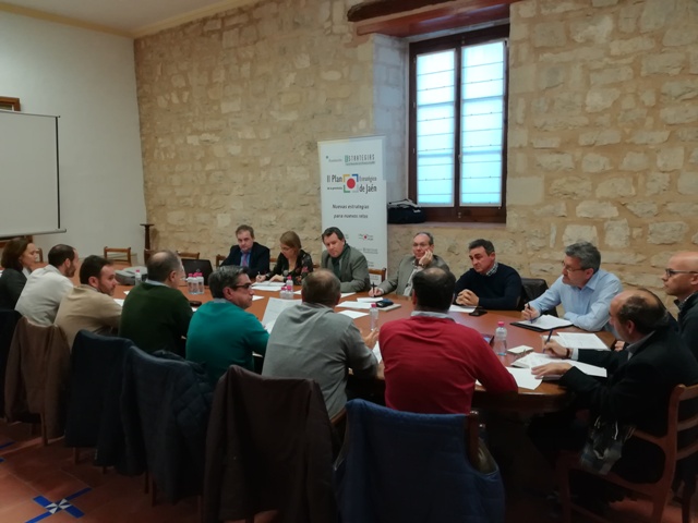 Asistentes a la reunión celebrada por la subcomisión del ciclo integral del agua