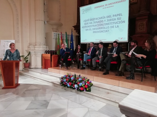 Coloquio. El papel de las administraciones y de los agentes económicos y sociales en el desarrollo de la provincia